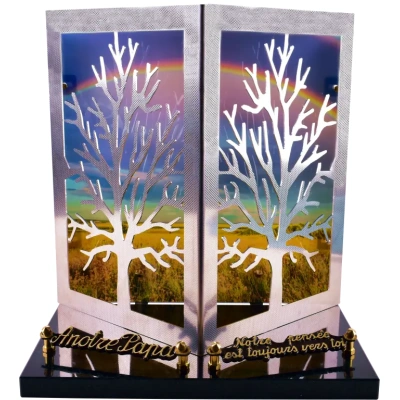Arbre inox relief arc en ciel