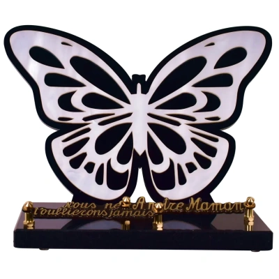 Papillon découpé