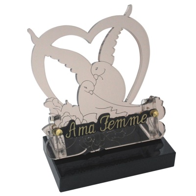 Plaque découpée - Motif Colombe Cœurs